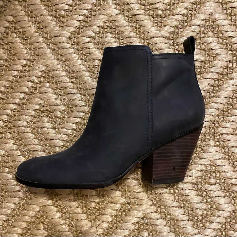 Cole Haan Grand OS Bootie - Leather - Navy - Size 9 - Never Worn